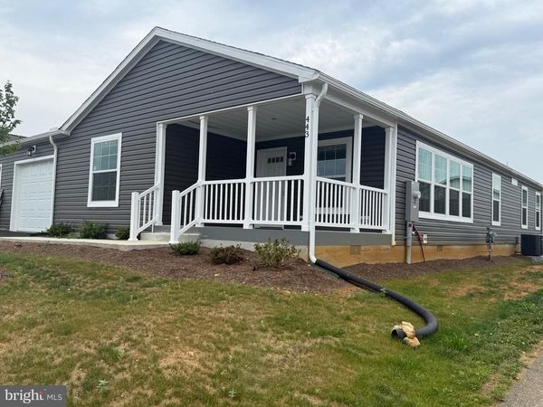 443 EASTWOOD LN, LANCASTER, PA 17603