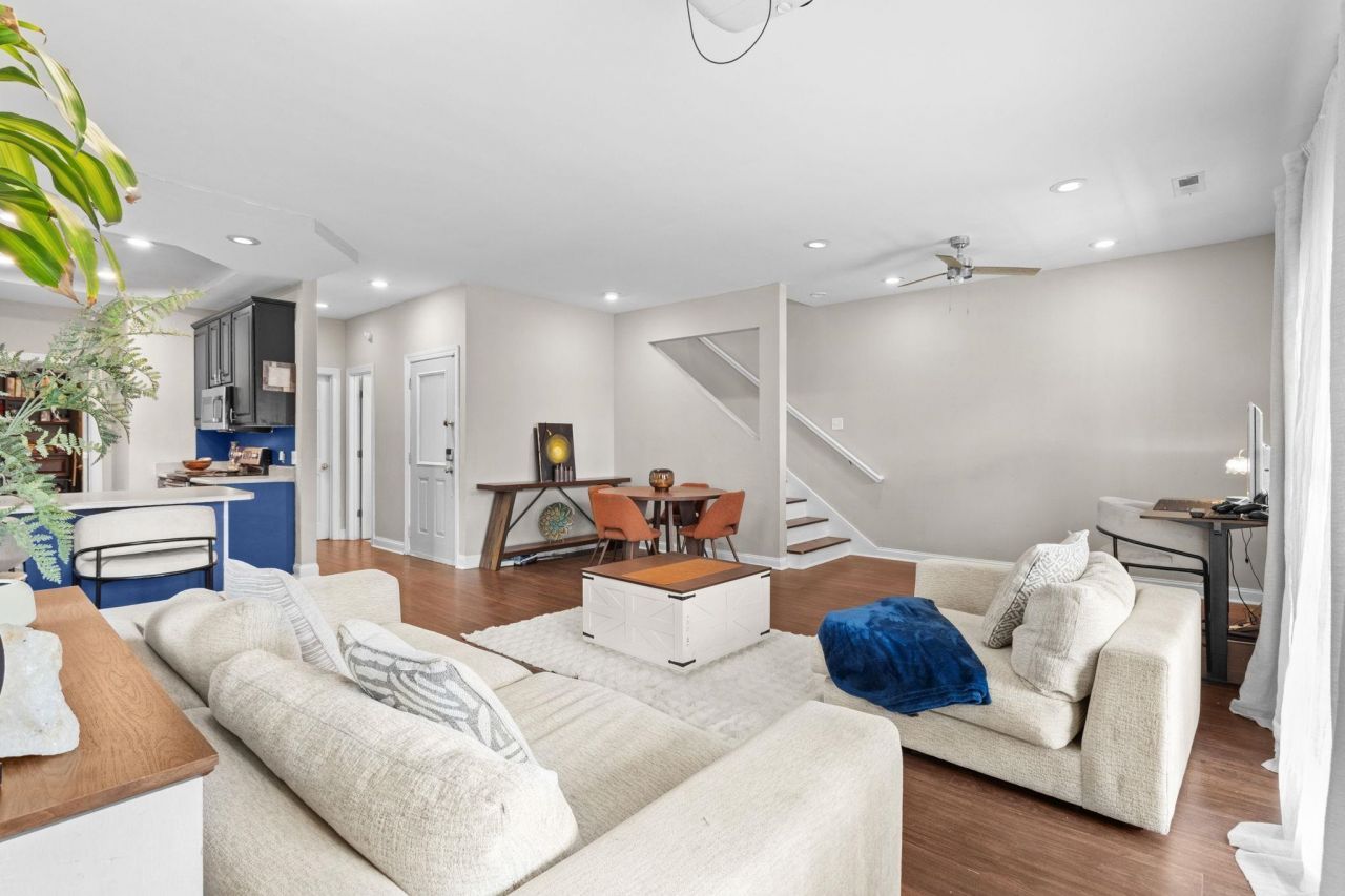 3704 Chapel Ln. Photo 12