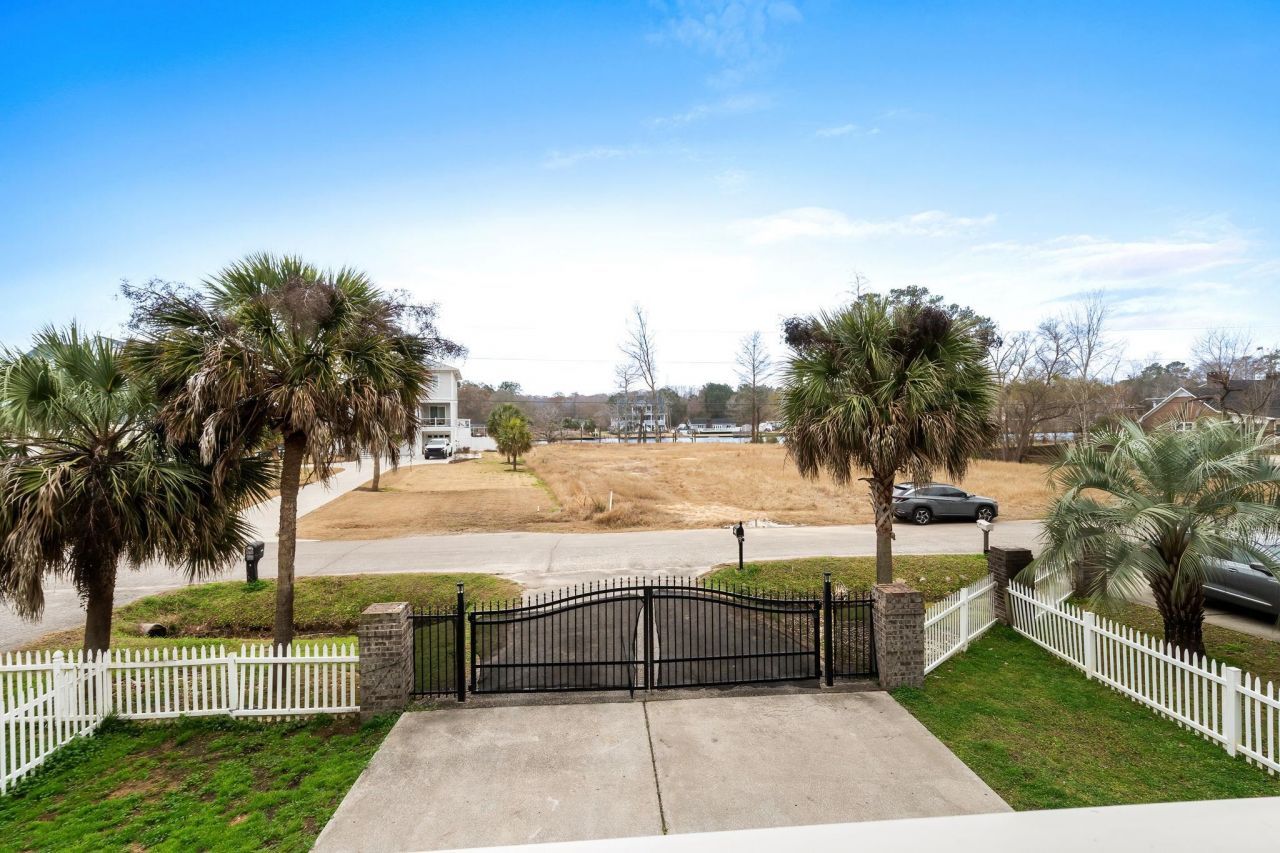 3704 Chapel Ln. Photo 15