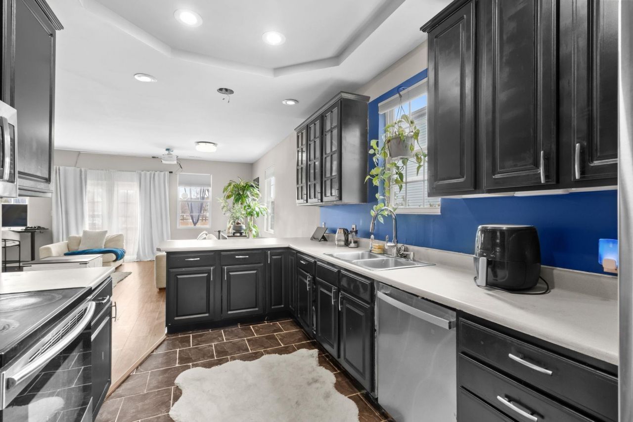 3704 Chapel Ln. Photo 6