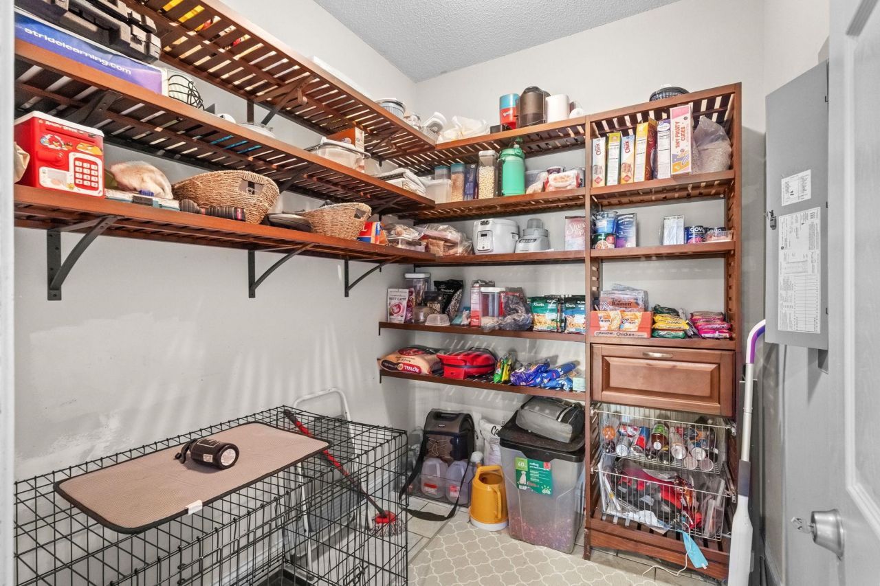 3704 Chapel Ln. Photo 7