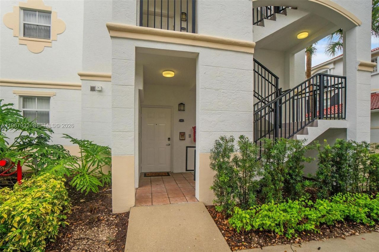 3145 NE 184th St, Unit 5102, Aventura, FL 33160 Photo