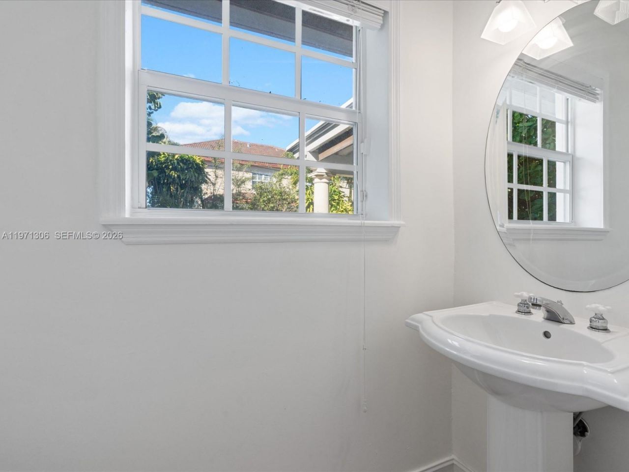 2833 NE 22nd St, Fort Lauderdale, FL 33305 Photo