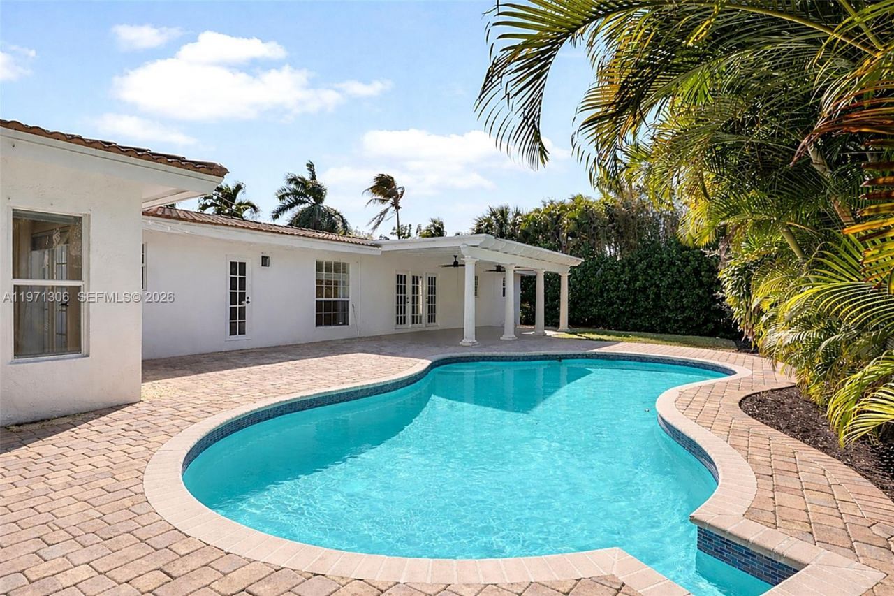 2833 NE 22nd St, Fort Lauderdale, FL 33305 Photo