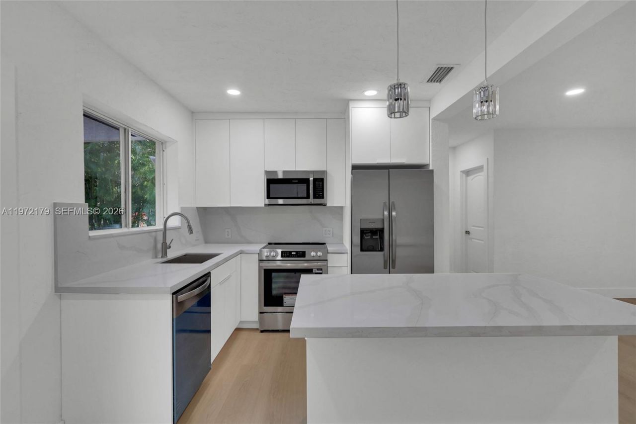 5111 SW 73rd Ter , Miami, FL 33143 Photo