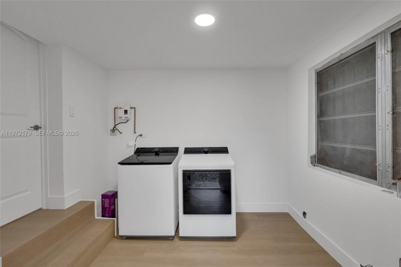 5111 SW 73rd Ter , Miami, FL 33143 Photo