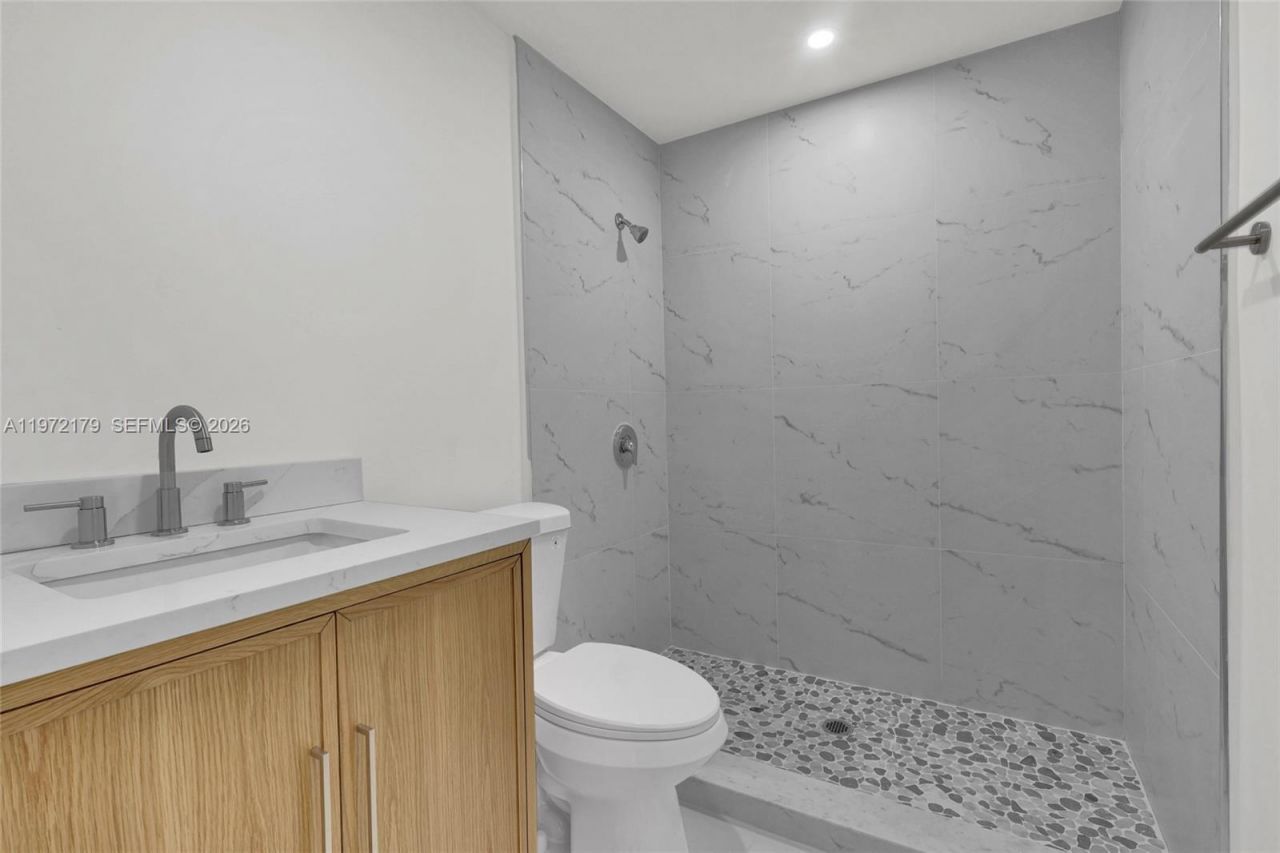 5111 SW 73rd Ter , Miami, FL 33143 Photo