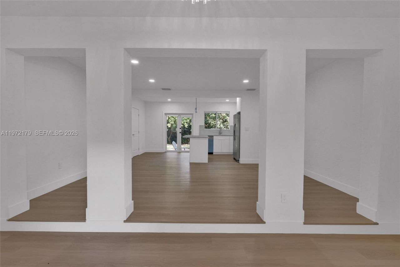 5111 SW 73rd Ter , Miami, FL 33143 Photo