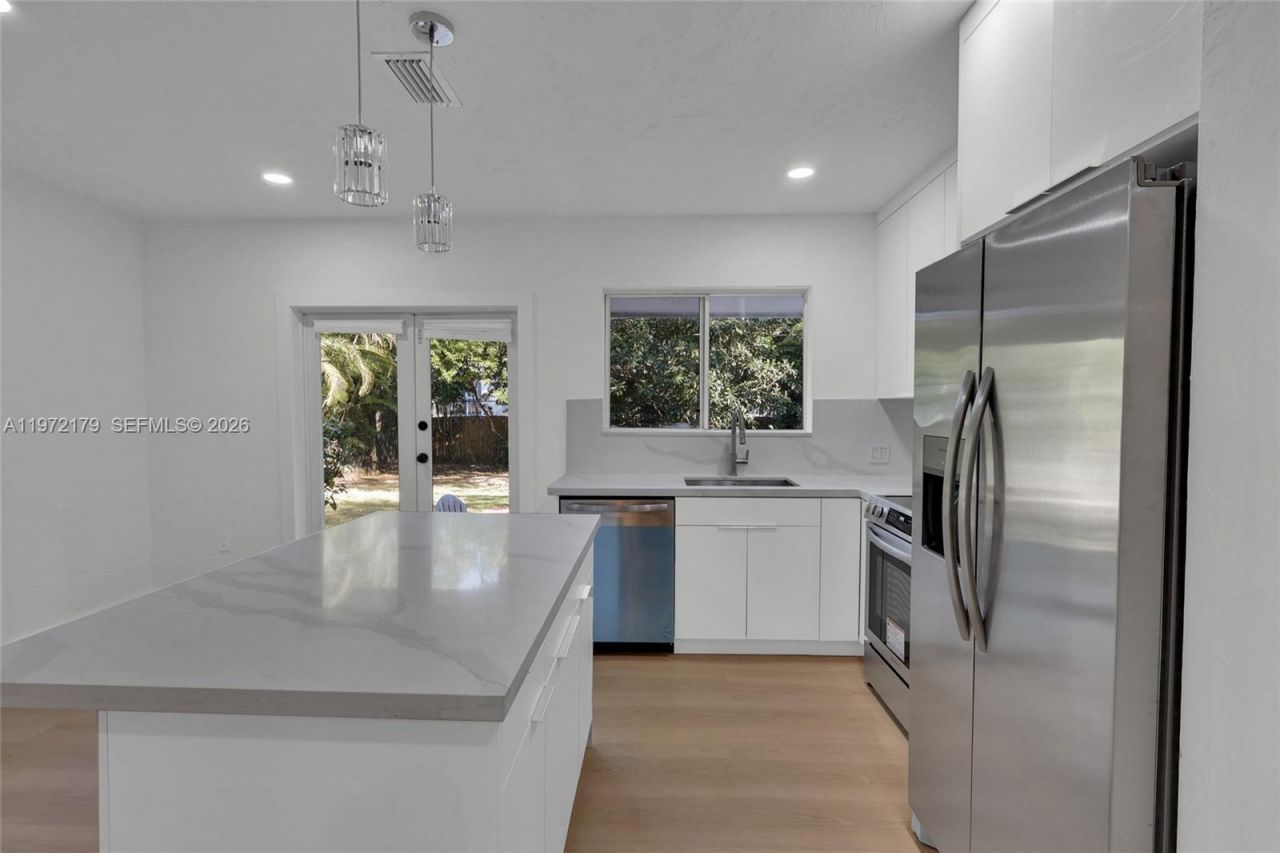 5111 SW 73rd Ter , Miami, FL 33143 Photo