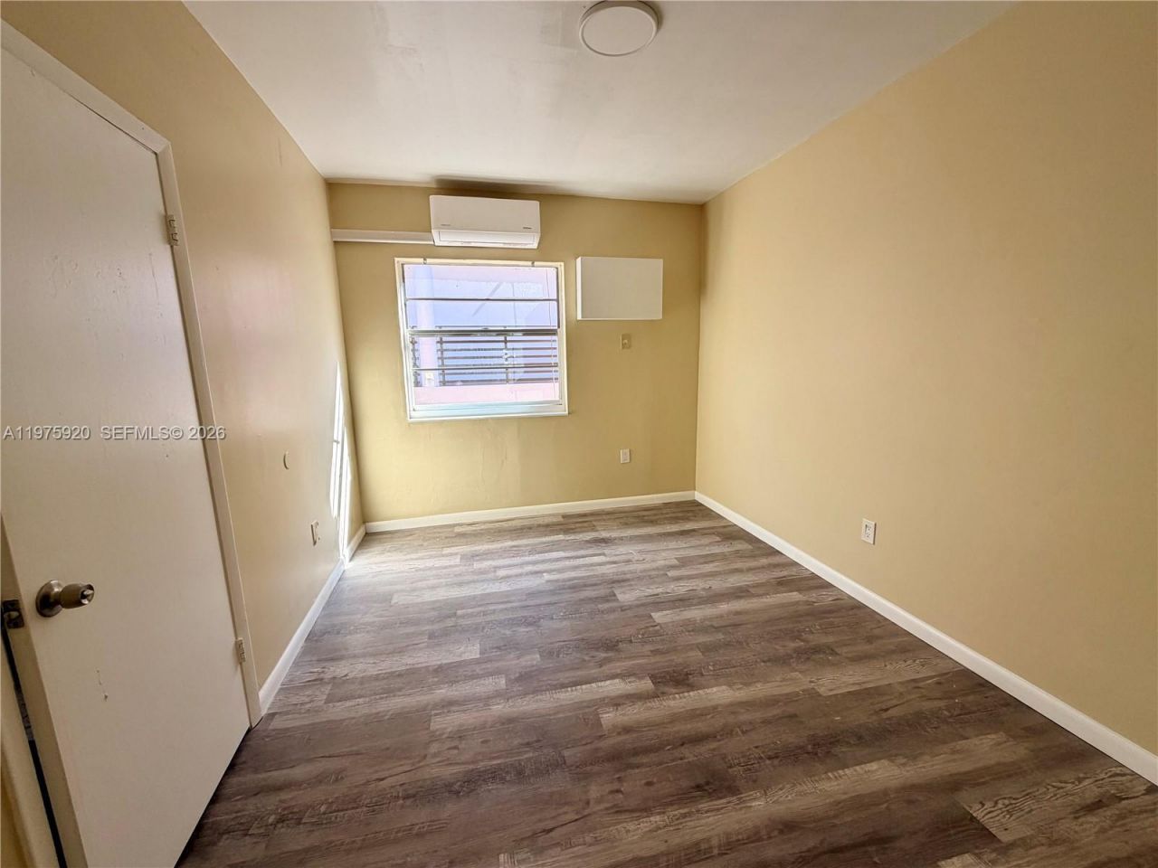 1043 NW 2nd St , Unit 18, Miami, FL 33128 Photo