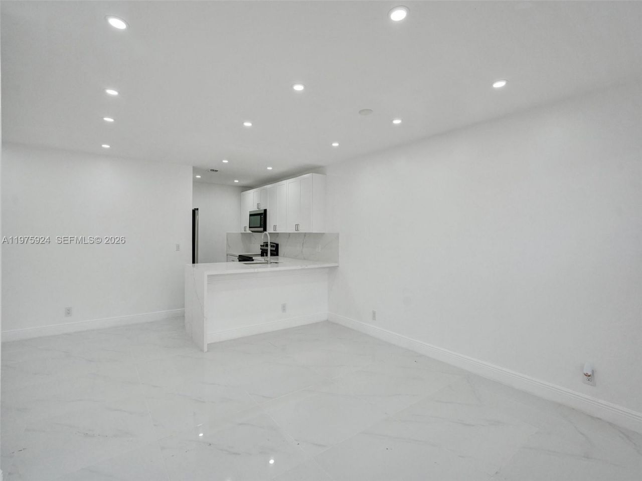 10051 Winding Lake Rd, Unit 201, Sunrise, FL 33351 Photo