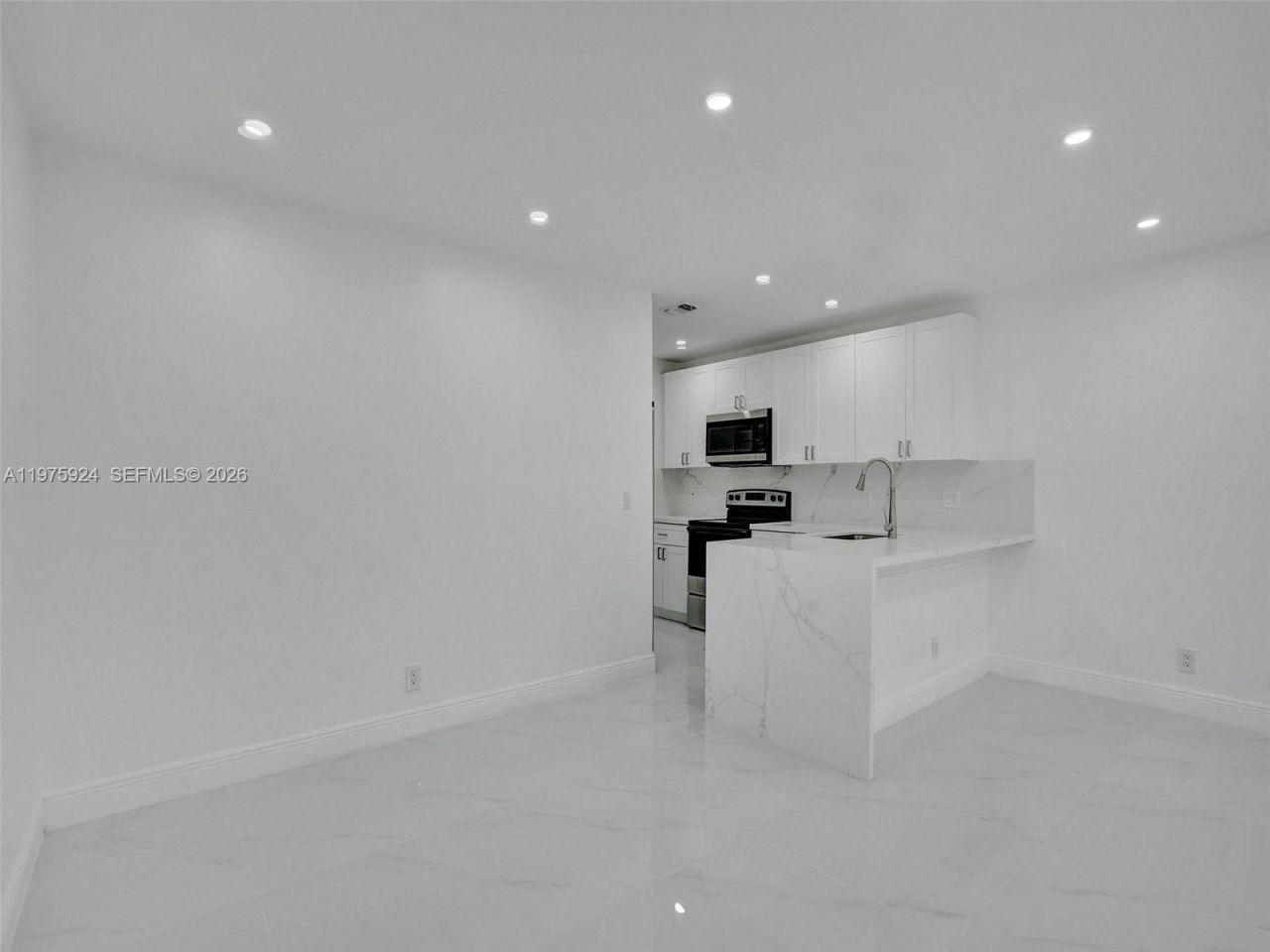 10051 Winding Lake Rd, Unit 201, Sunrise, FL 33351 Photo