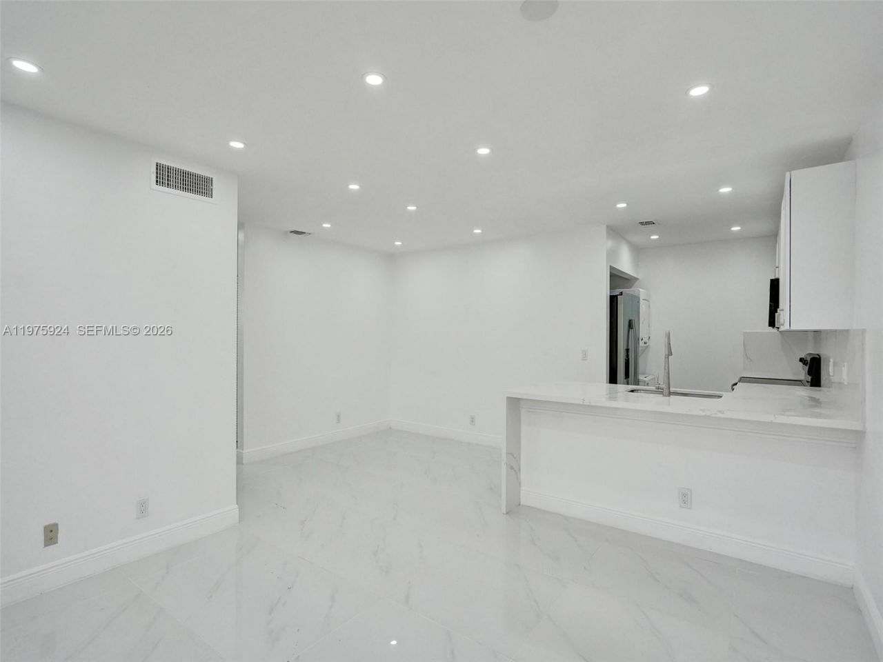 10051 Winding Lake Rd, Unit 201, Sunrise, FL 33351 Photo