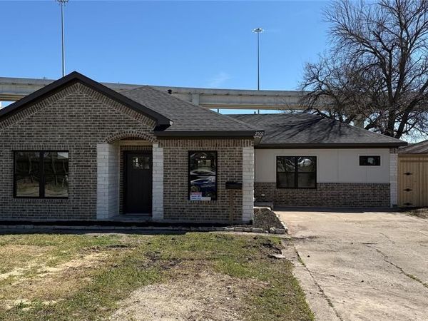 2502 Rosewood Drive, Mesquite, TX 75150