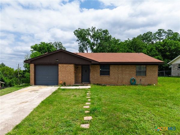 930 Dryden Avenue, Copperas Cove, TX 76522