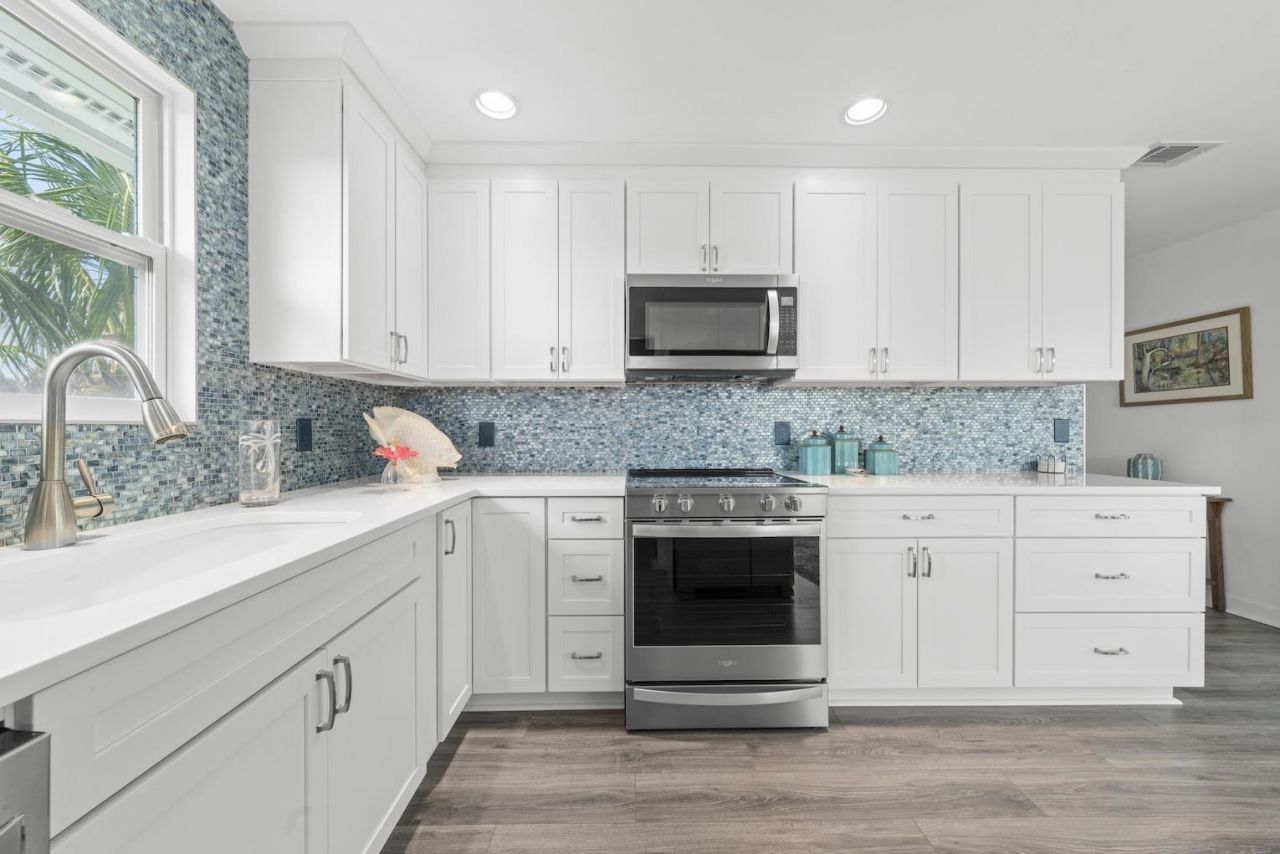 6093 Henderson Road, Sanibel, FL 33957 Photo