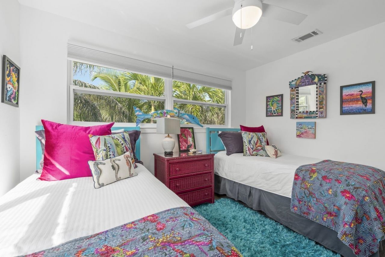 6093 Henderson Road, Sanibel, FL 33957 Photo