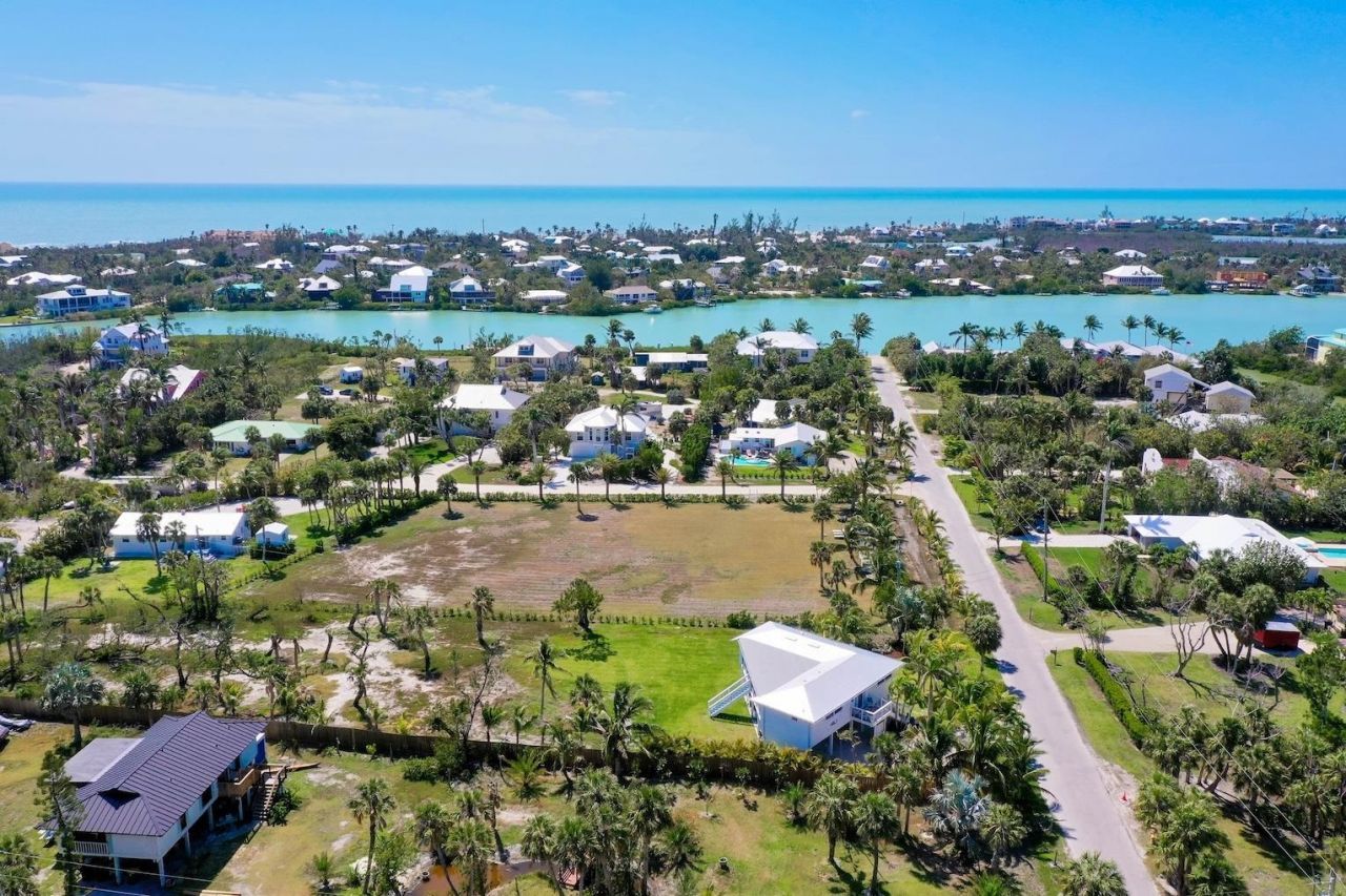 6093 Henderson Road, Sanibel, FL 33957 Photo