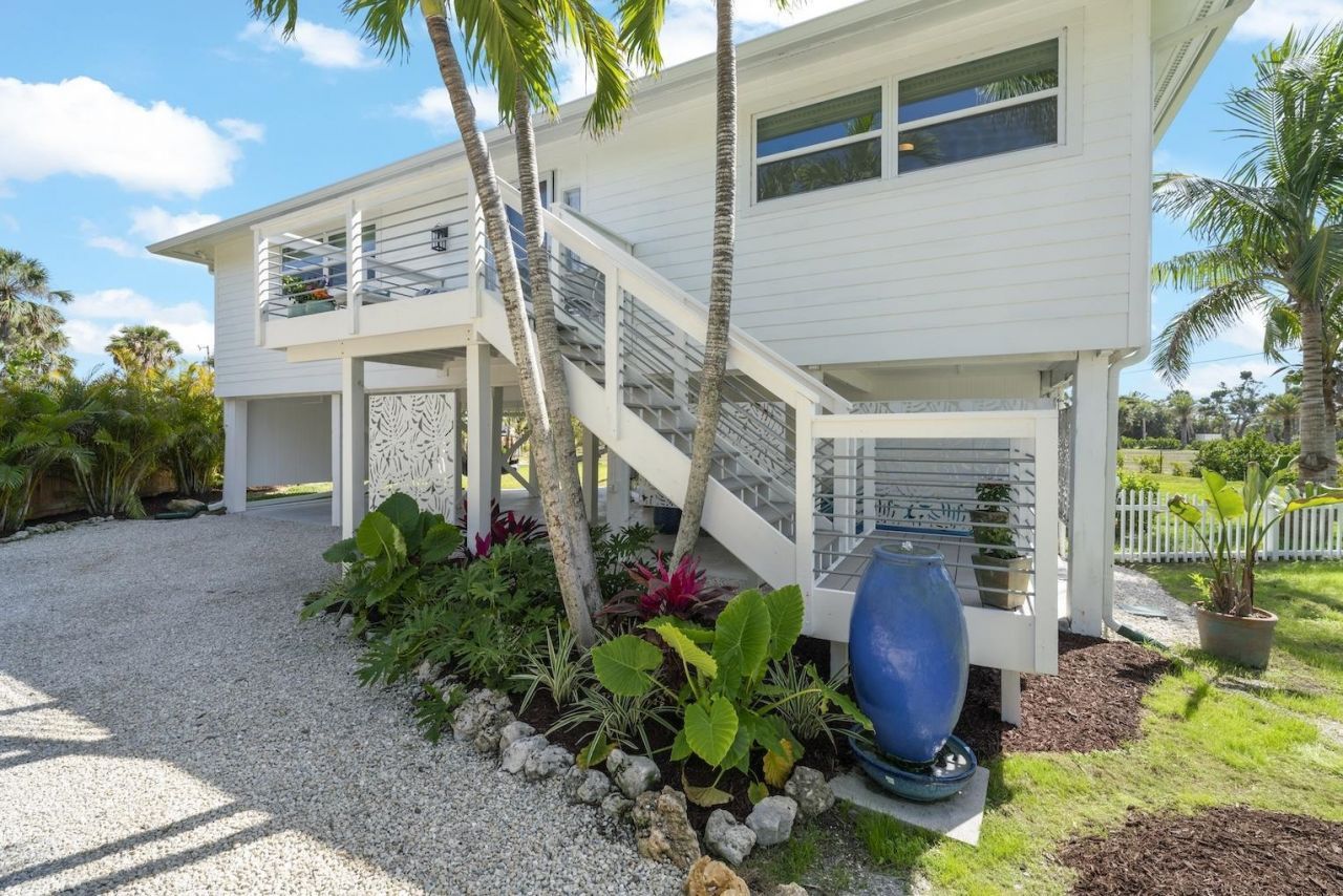 6093 Henderson Road, Sanibel, FL 33957 Photo
