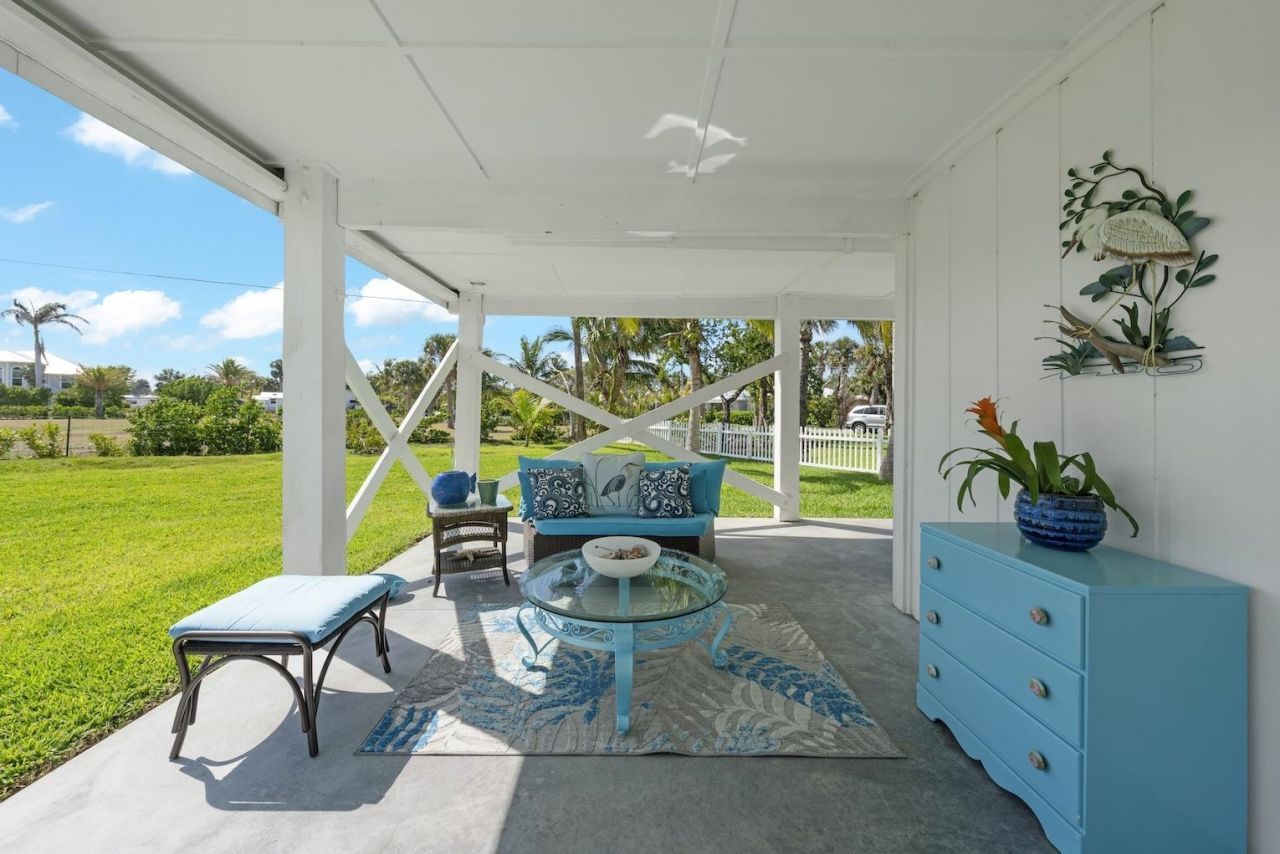 6093 Henderson Road, Sanibel, FL 33957 Photo