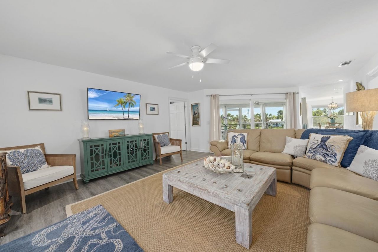 6093 Henderson Road, Sanibel, FL 33957 Photo