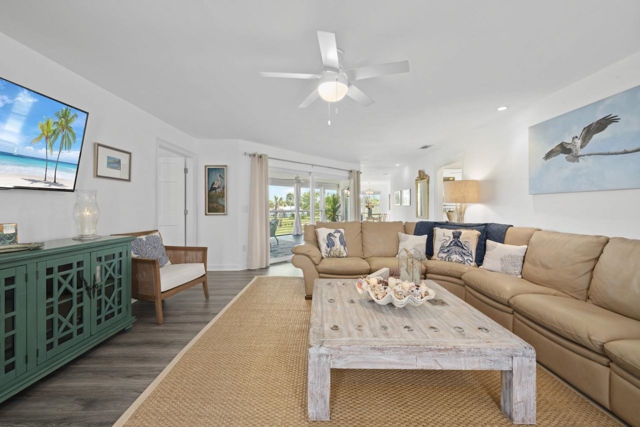 6093 Henderson Road, Sanibel, FL 33957 Photo