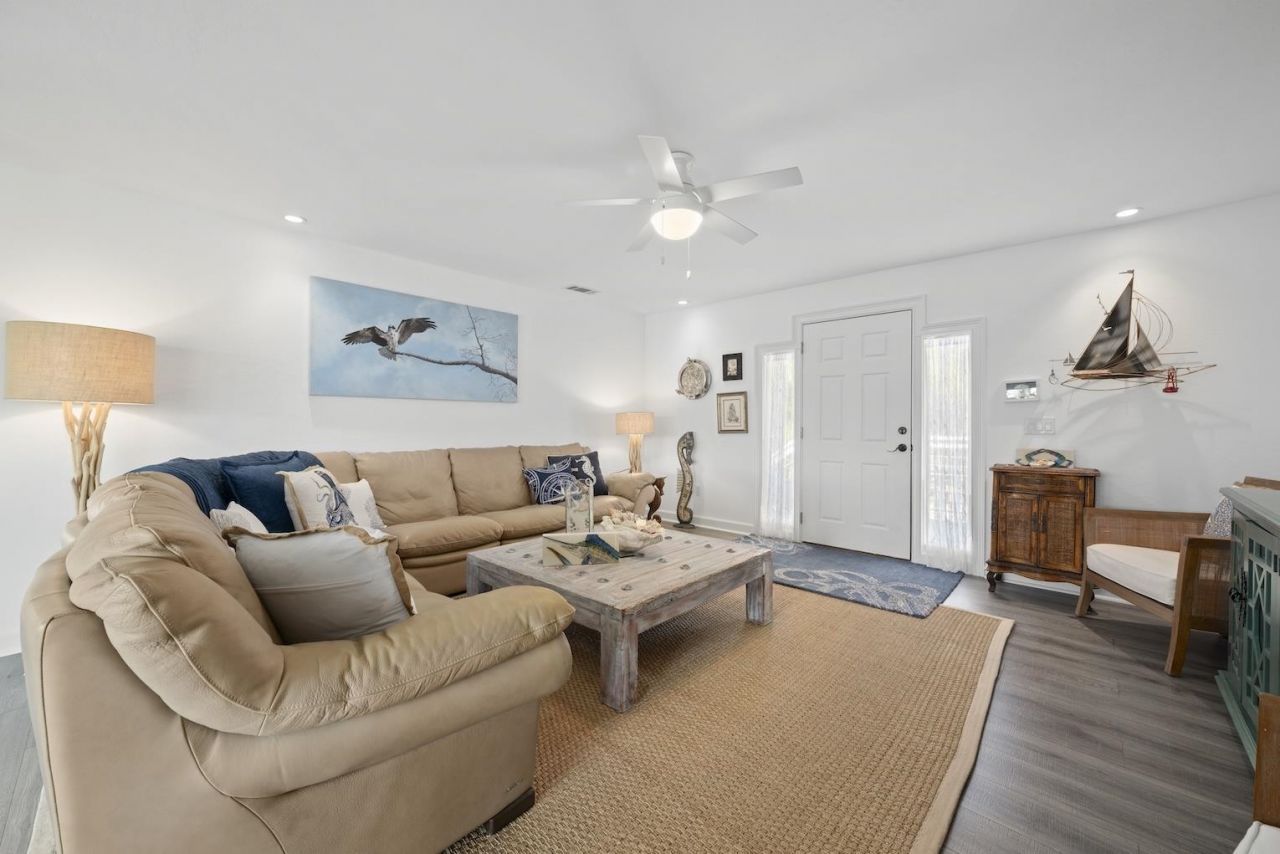 6093 Henderson Road, Sanibel, FL 33957 Photo