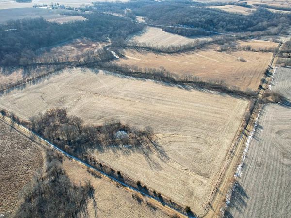 687th Trail, Eddyville, IA 52533