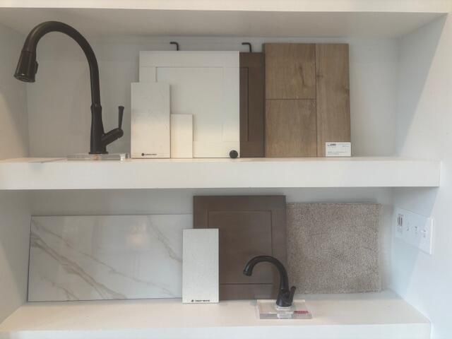 456 Cadbury Loop Photo 31