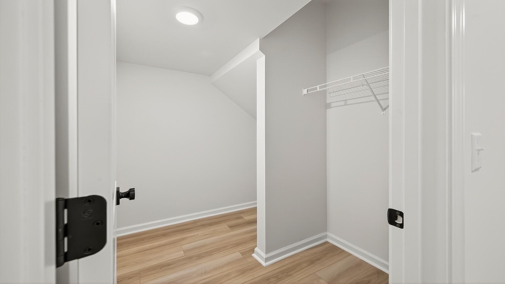 456 Cadbury Loop Photo 6