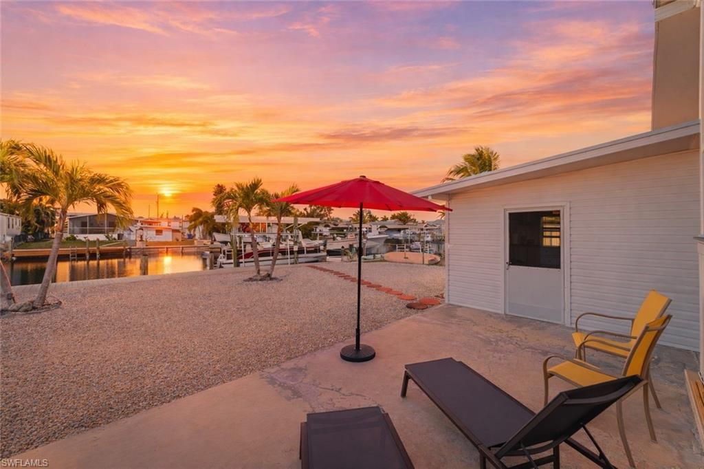 2705 Patterson Ct , Saint James City, FL 33956 Photo