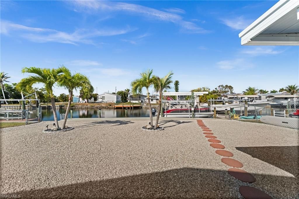 2705 Patterson Ct , Saint James City, FL 33956 Photo