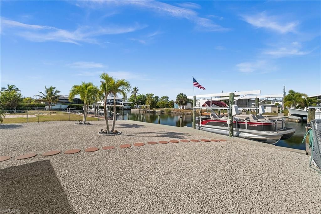 2705 Patterson Ct , Saint James City, FL 33956 Photo