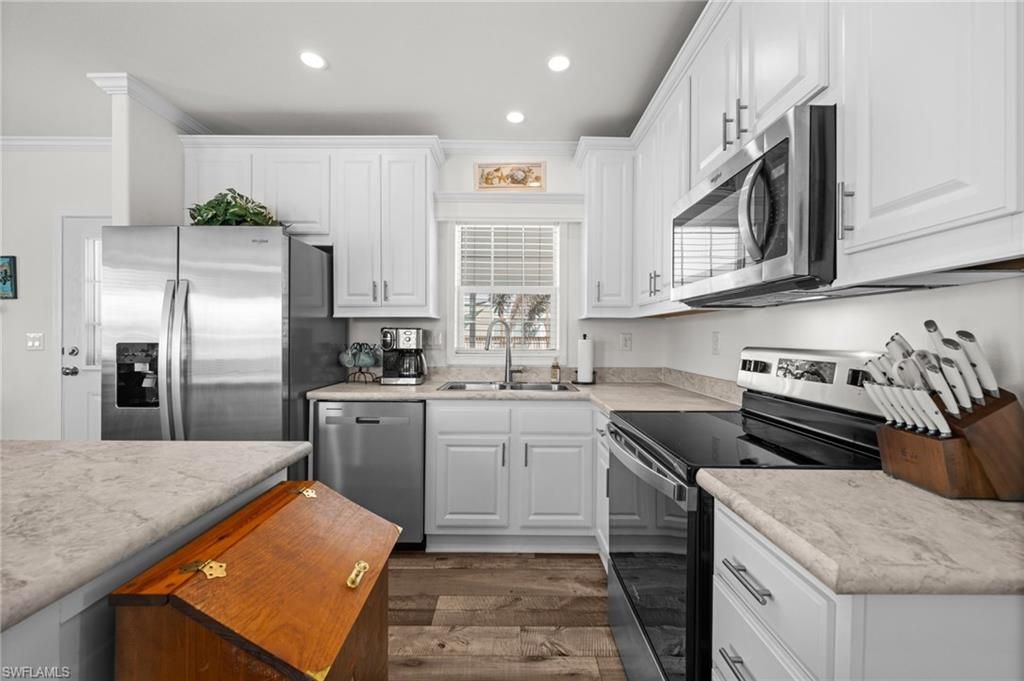 2705 Patterson Ct , Saint James City, FL 33956 Photo