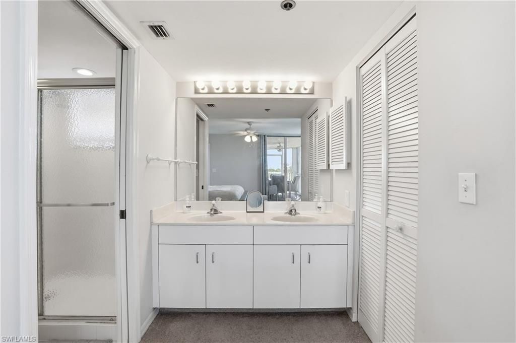 5550 Heron Point Dr, Unit 304, Naples, FL 34108 Photo