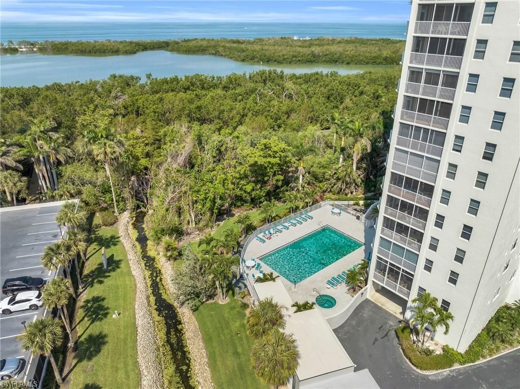 5550 Heron Point Dr, Unit 304, Naples, FL 34108 Photo