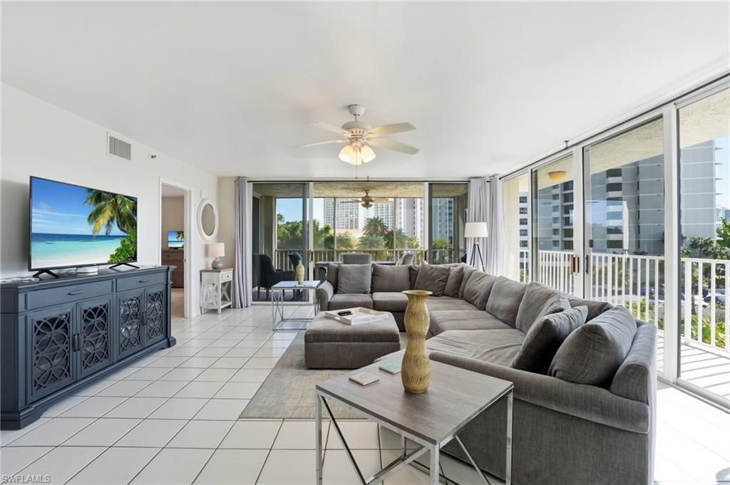5550 Heron Point Dr, Unit 304, Naples, FL 34108 Photo