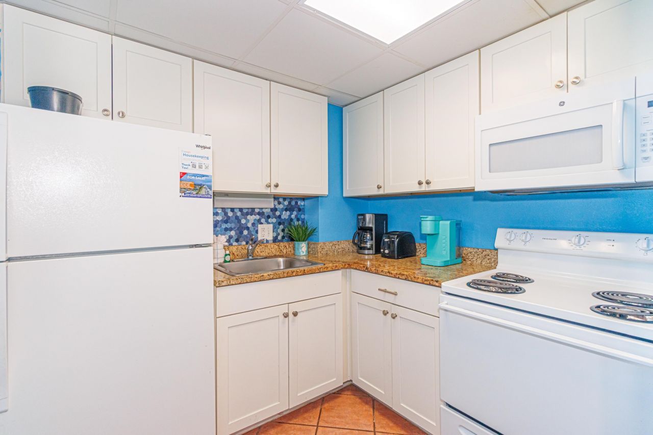 6900 N Ocean Blvd.  Photo 15