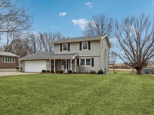 702 North Street, Williamsburg, IA 52361