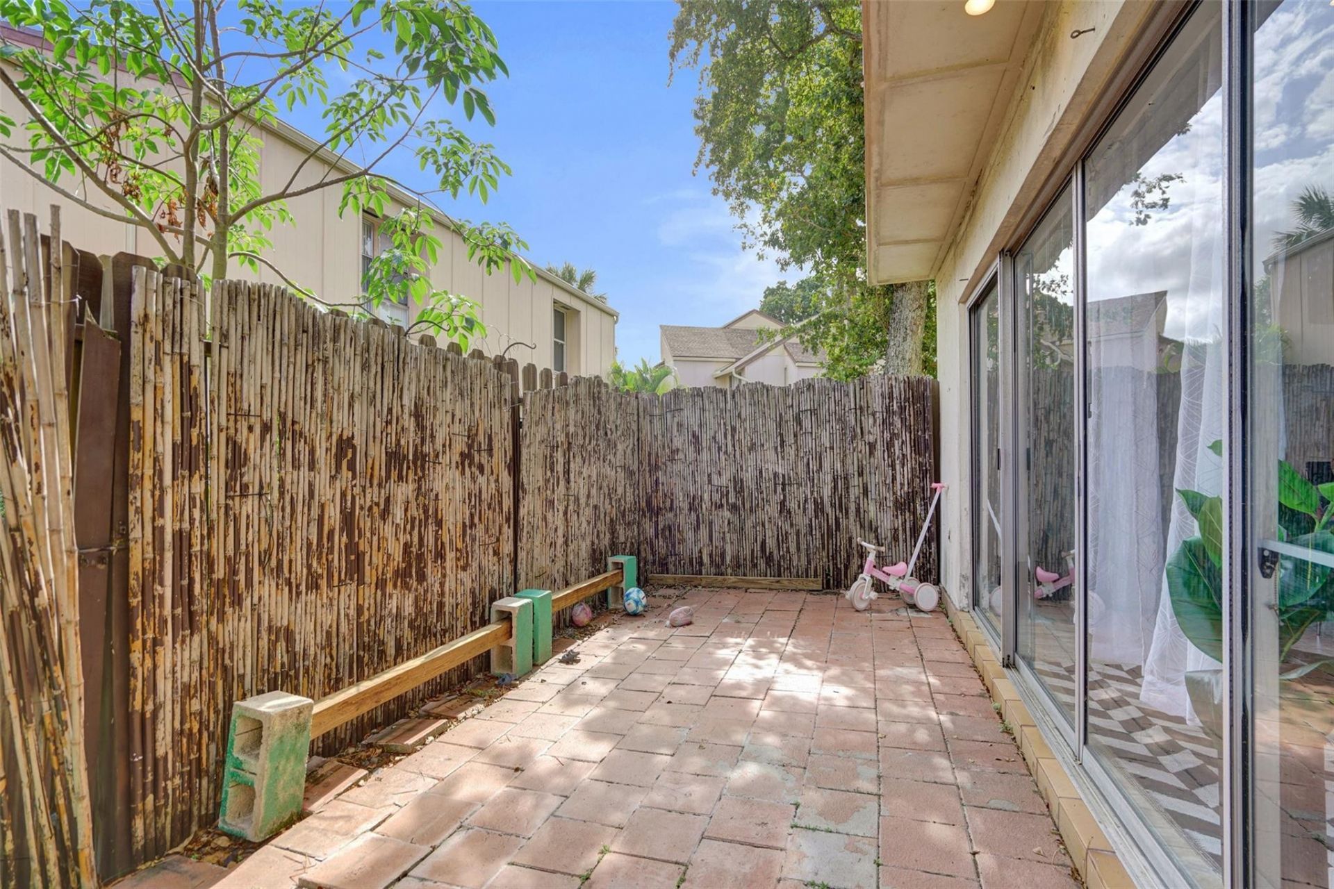 8226 NW 8th Place, Unit 6, Fort Lauderdale, FL 33324 Photo