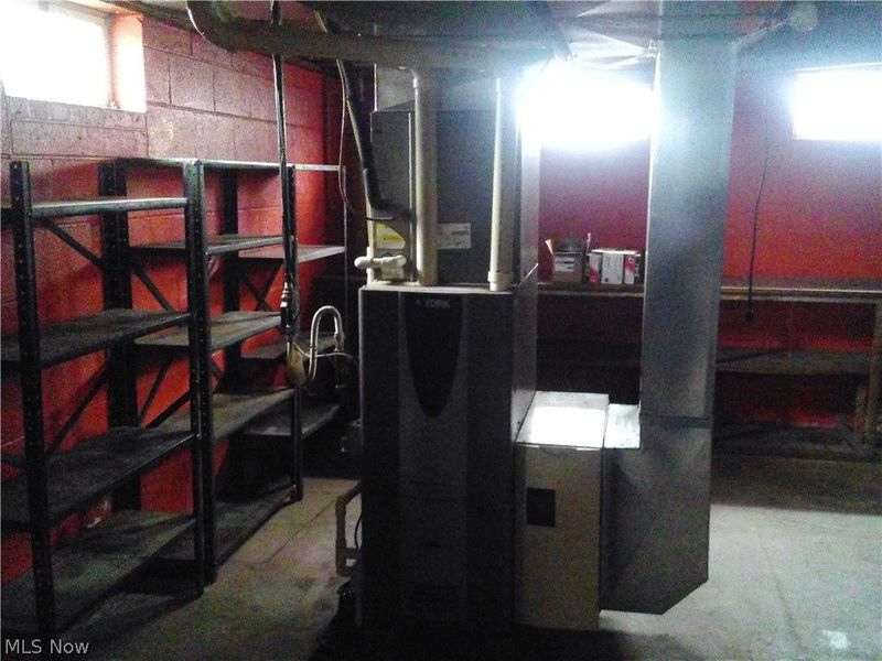 370 North Drive, Lorain, OH 44053 Photo 24