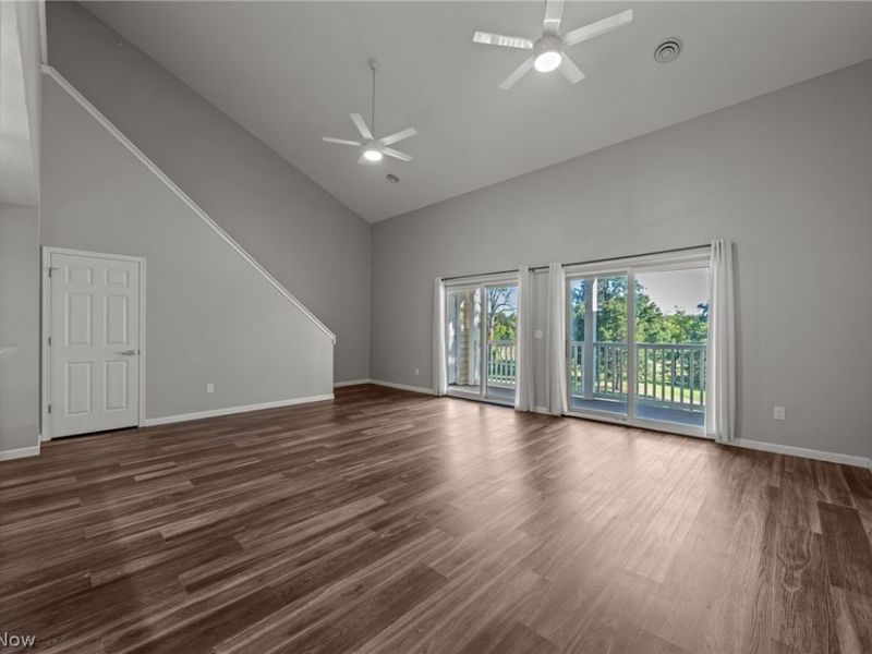 5547 Beavercrest Drive, Unit 211, Lorain, OH 44053 Photo 23