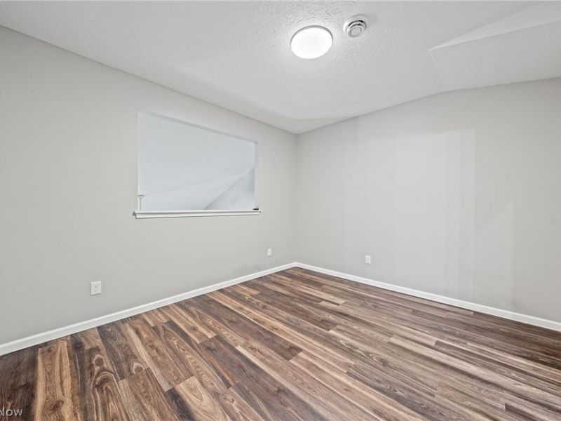 5547 Beavercrest Drive, Unit 211, Lorain, OH 44053 Photo 33