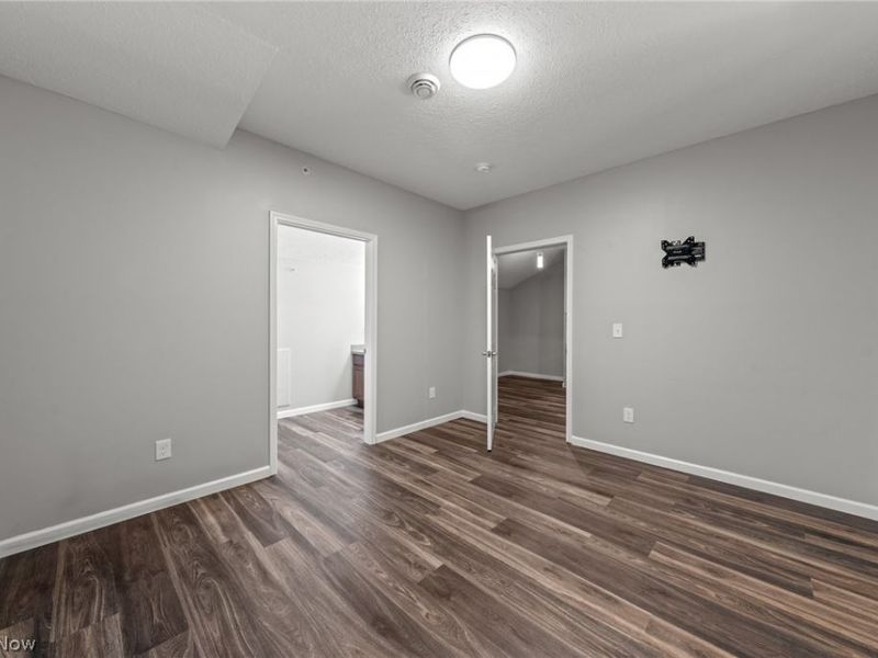 5547 Beavercrest Drive, Unit 211, Lorain, OH 44053 Photo 35