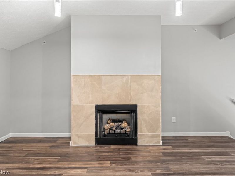 5547 Beavercrest Drive, Unit 211, Lorain, OH 44053 Photo 40