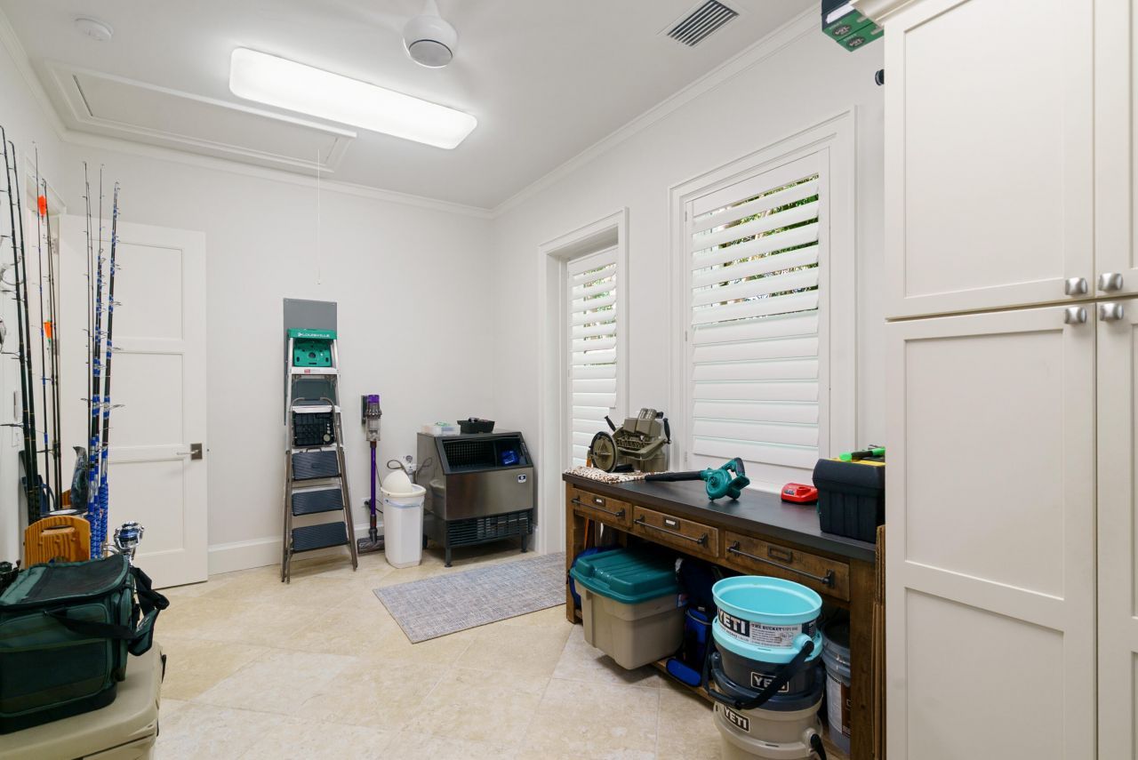 134 N Rolling Hill Road, Tavernier, FL 33070 Photo