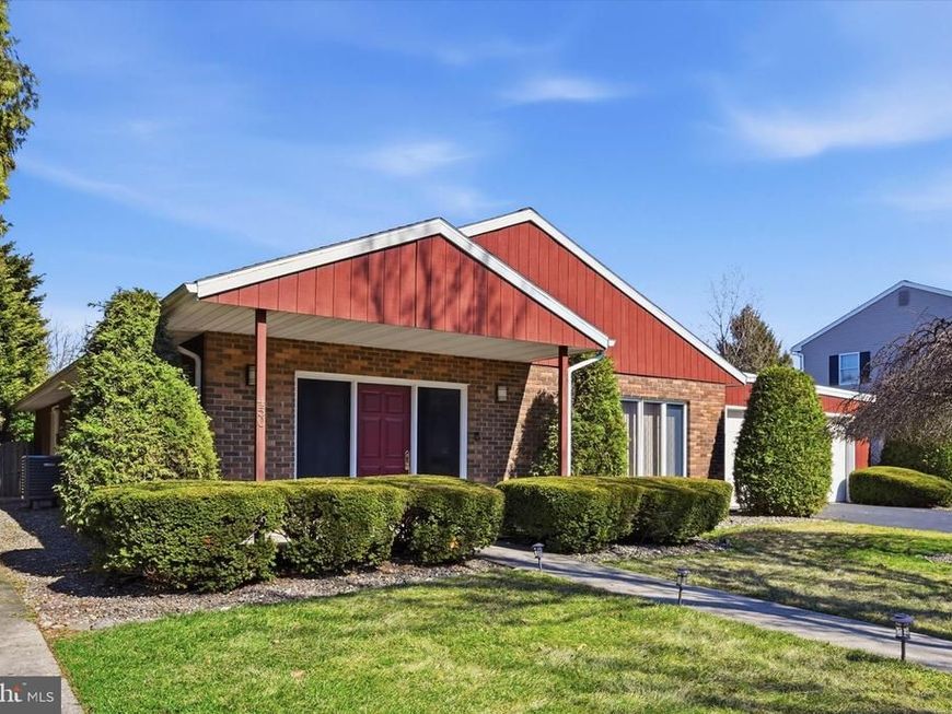 450 Warwick Drive, Wyomissing, PA 19610 Main Photo