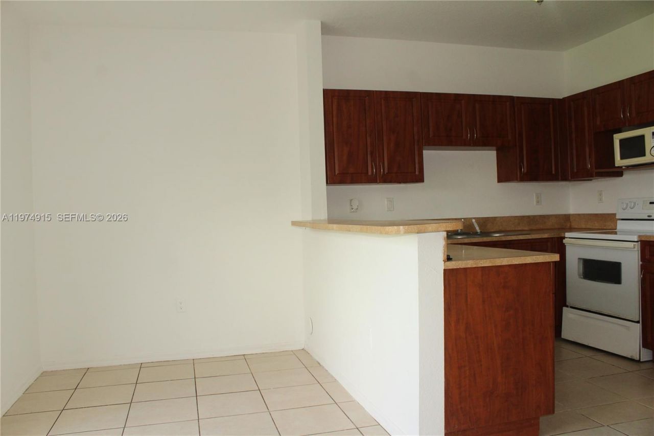 10937 SW 181st Ter, Miami, FL 33157 Photo