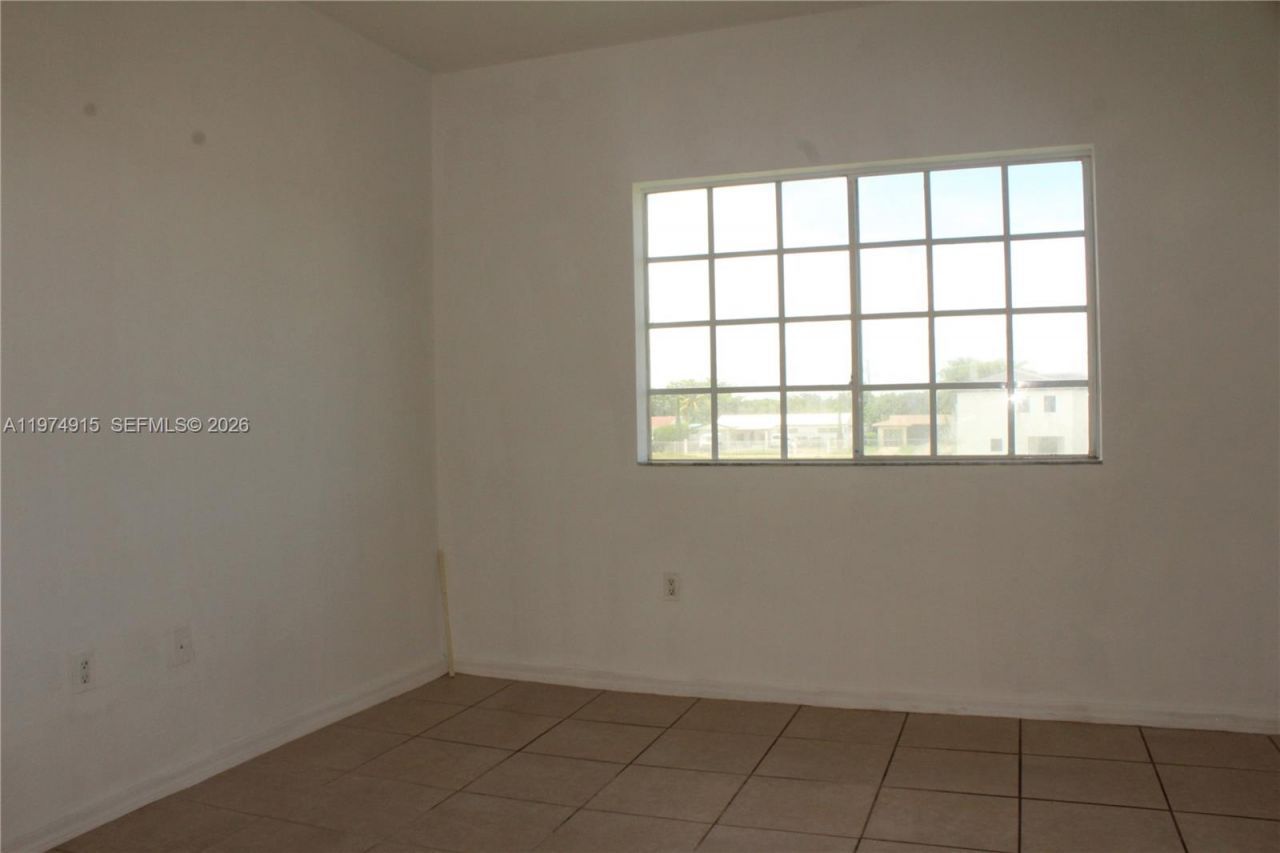 10937 SW 181st Ter, Miami, FL 33157 Photo