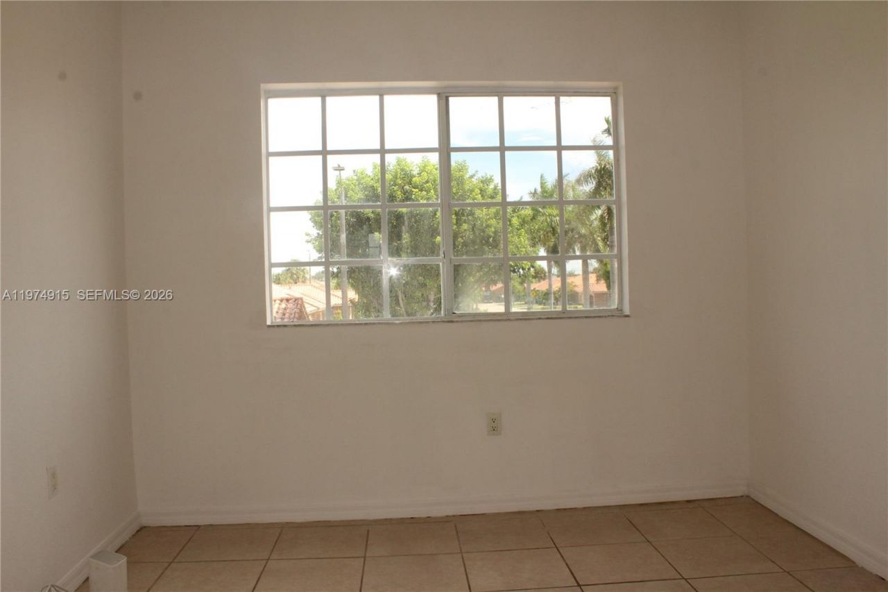 10937 SW 181st Ter, Miami, FL 33157 Photo